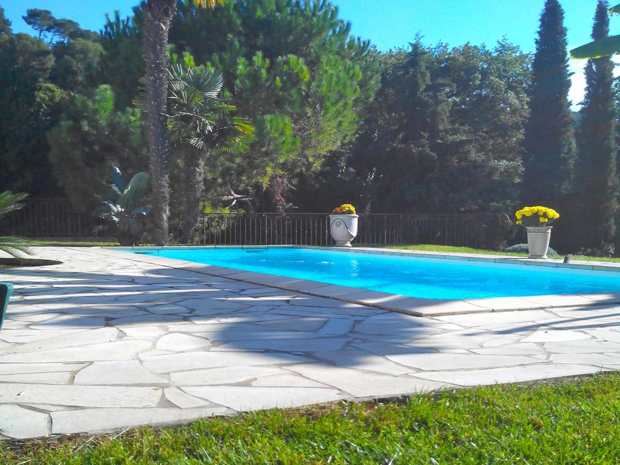 Peaceful Villa In Saint Paul De Vence With Pool Εξωτερικό φωτογραφία