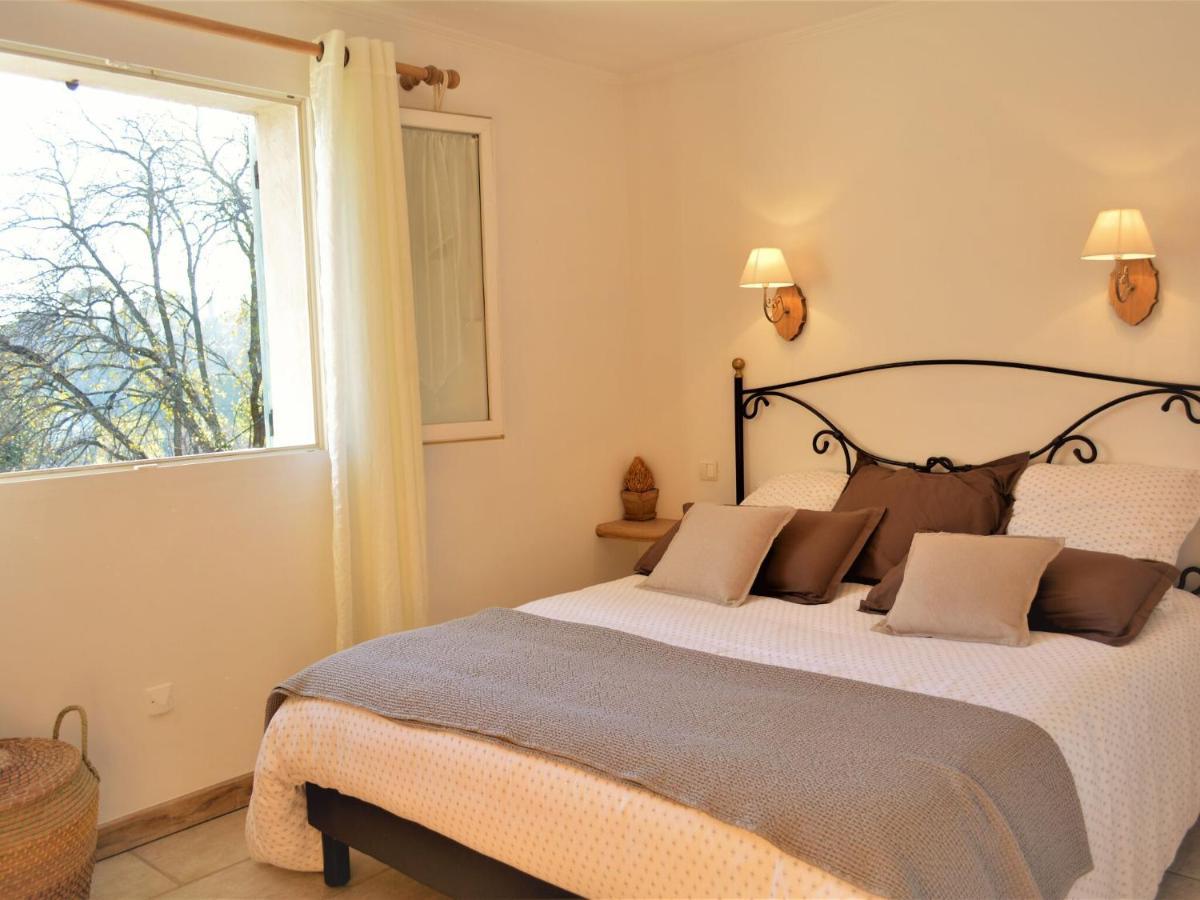 Peaceful Villa In Saint Paul De Vence With Pool Εξωτερικό φωτογραφία