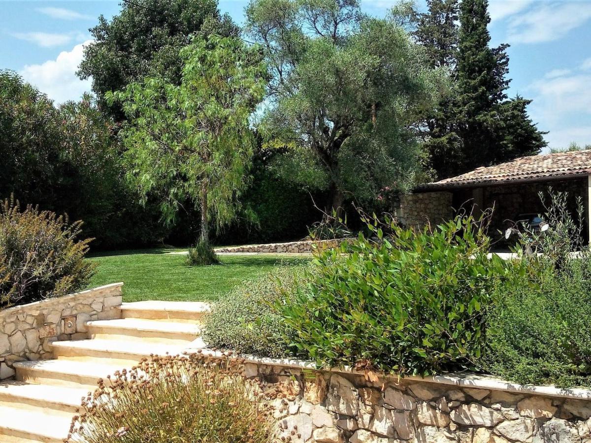 Peaceful Villa In Saint Paul De Vence With Pool Εξωτερικό φωτογραφία